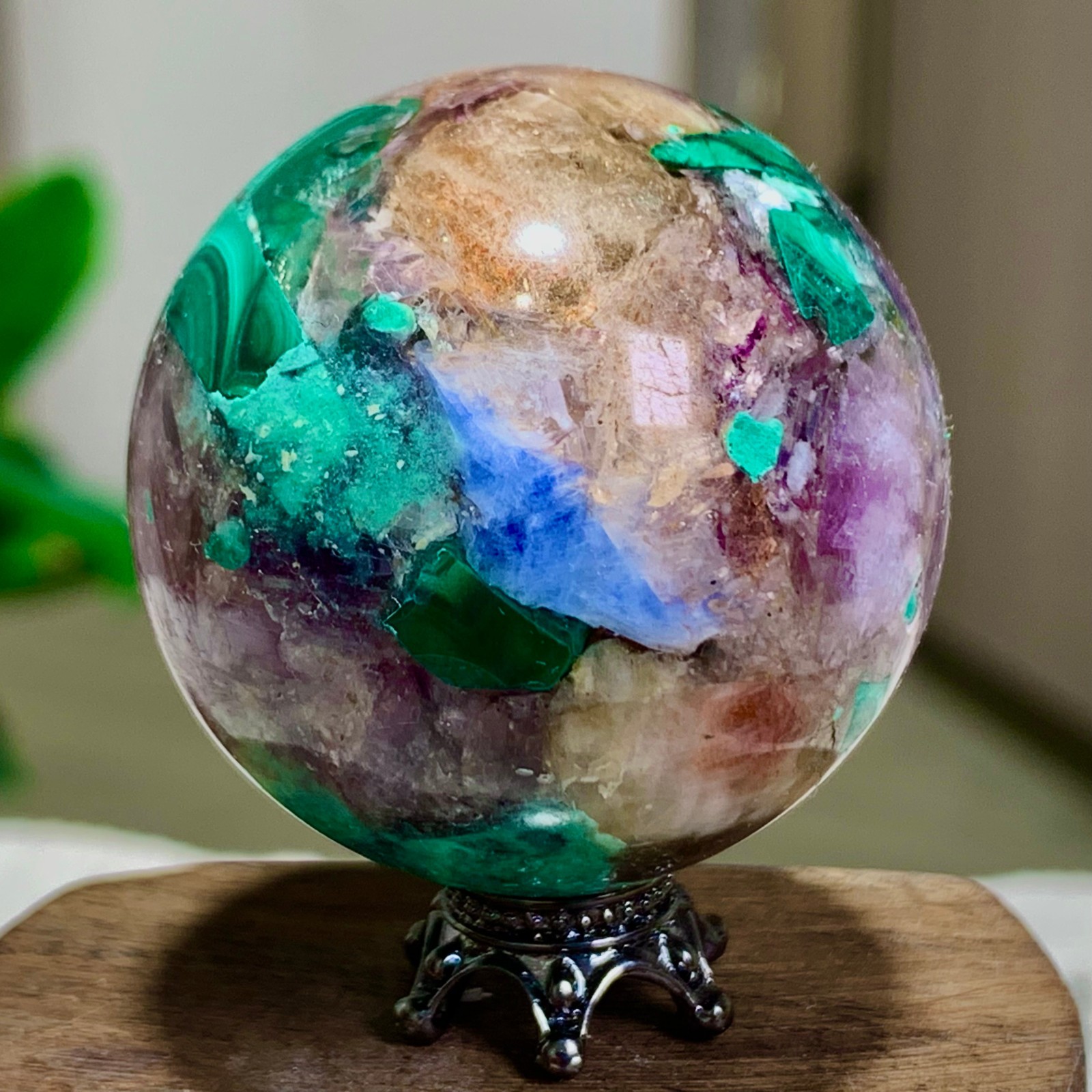 80G Newly discovered rare malachite purple mica symbiotic sphere restoration