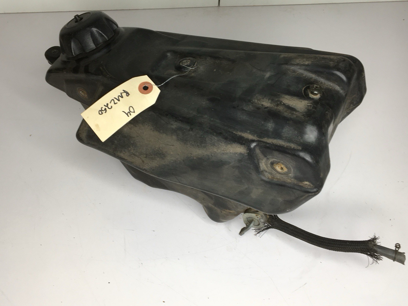 ☑️ 2004 04 Suzuki RMZ250 RMZ 250 OEM Petrol Fuel Gas Tank Canister Petcock Cap