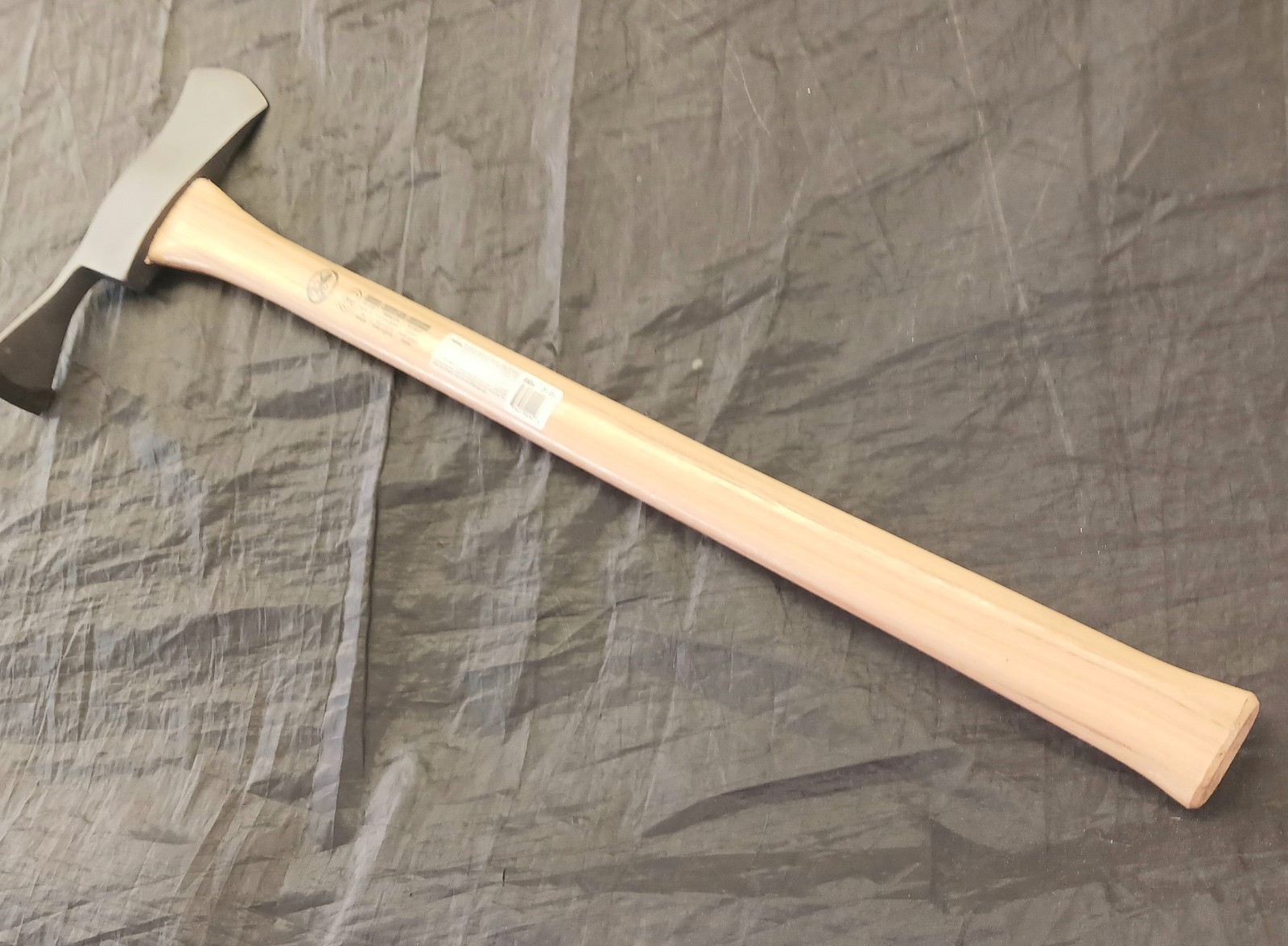 Truper 3 1/2 Lb. PULASKI AXE New with guard on blade. America Hickory Wood 32"!