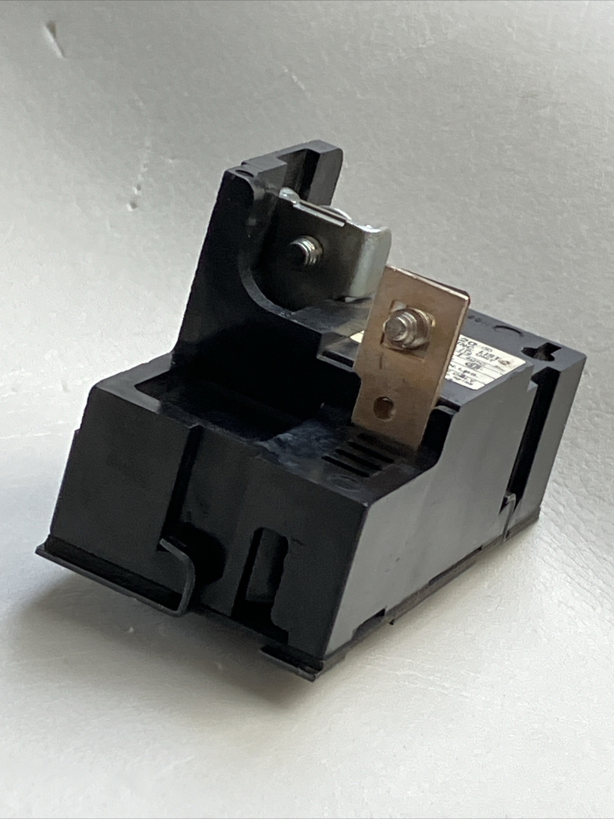 Bulldog P120, 20 Amp, 120 Volt, 1 Pole Pushmatic Circuit Breaker- WARRANTY