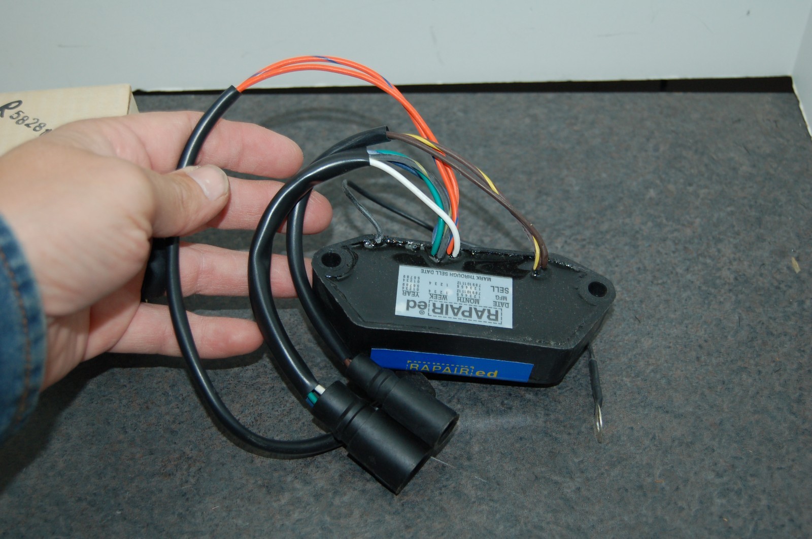 NOS GENUINE OMC 582811 Power Pack OEM EVINRUDE 0582811 NEW OLD STOCK FACTORY