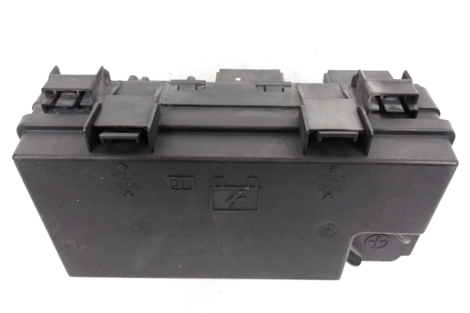 04692305AF Dodge 2010 Grand Caravan Fuse Box Journey T&C Routan TIPM Engine B2