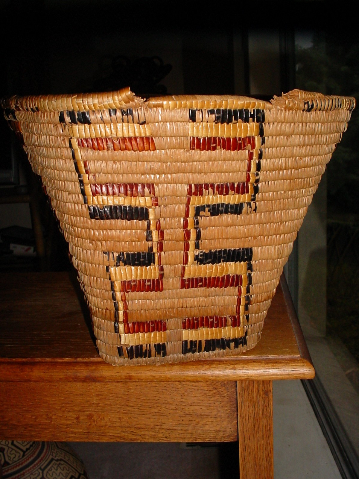 LARGE OLD THOMPSON RIVER SALISH INDIAN BASKET WITH BROKEN HANDLES 17 BY 12 BY 10