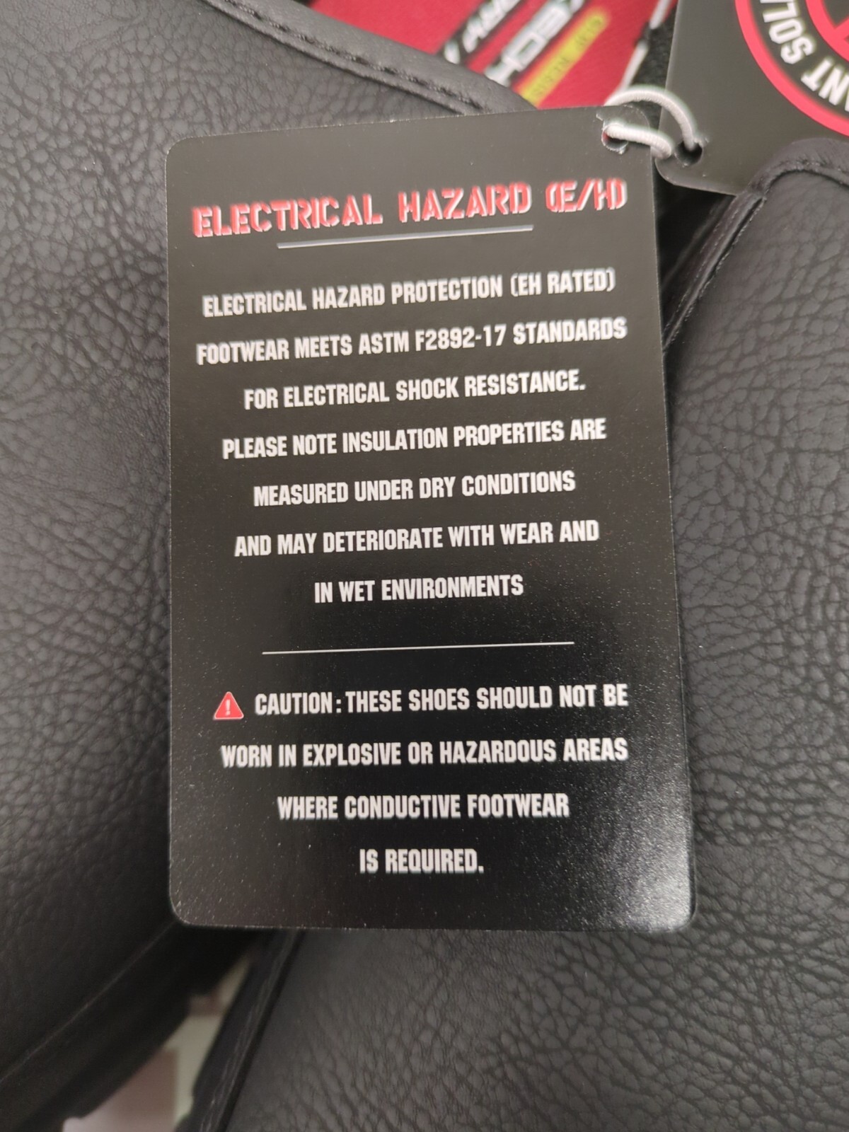 B5 Skechers Mens Size 11- Memory Foam Slip Resistant Work Shoes- Black