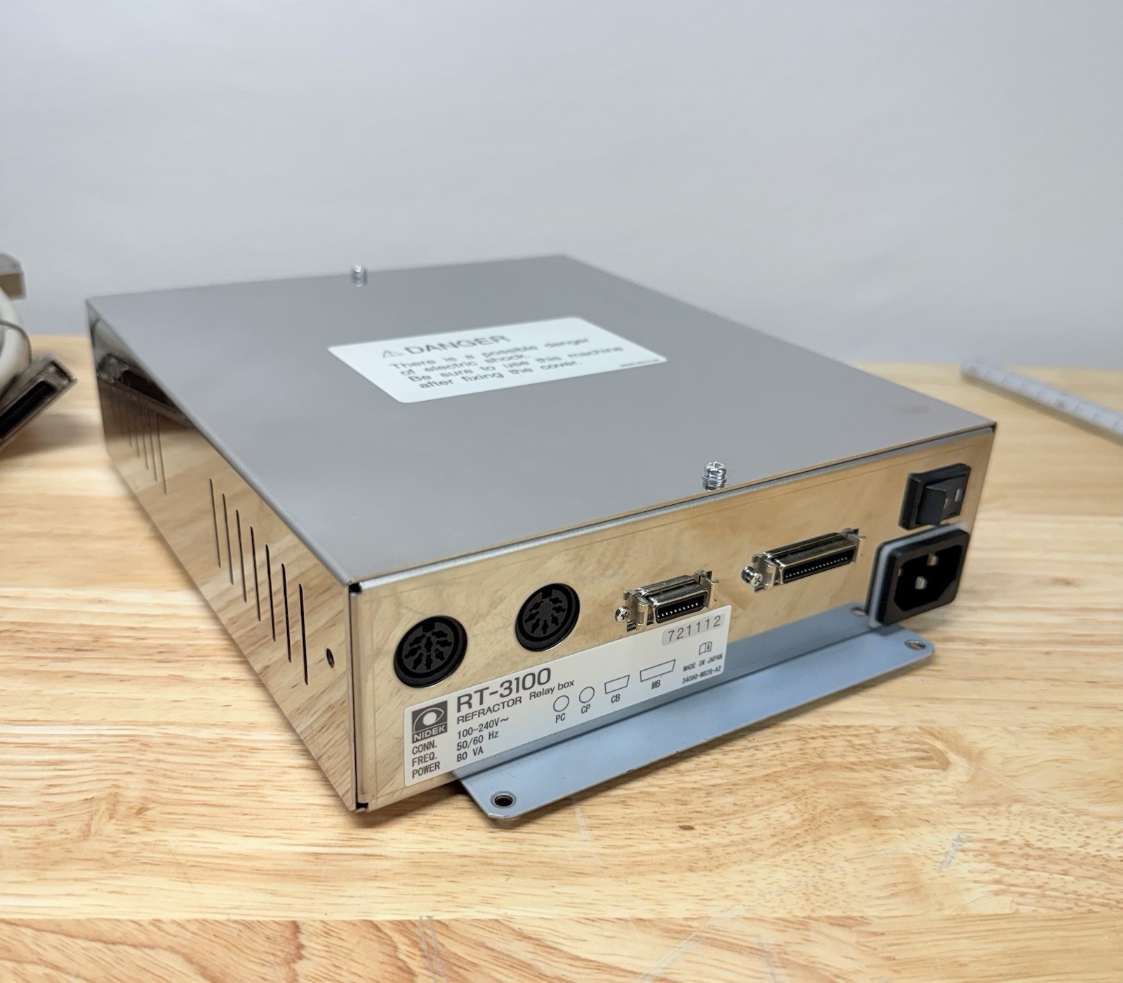 Nidek RT-3100 Digital Refractor