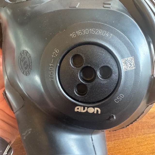 AVON C-50 PROTECTIVE GAS MASK SIZE LARGE