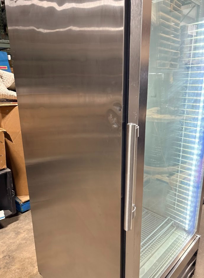 U-STAR USFZ-1D-G 29" Stainless Steel One Section Glass Door Reach-In Freezer