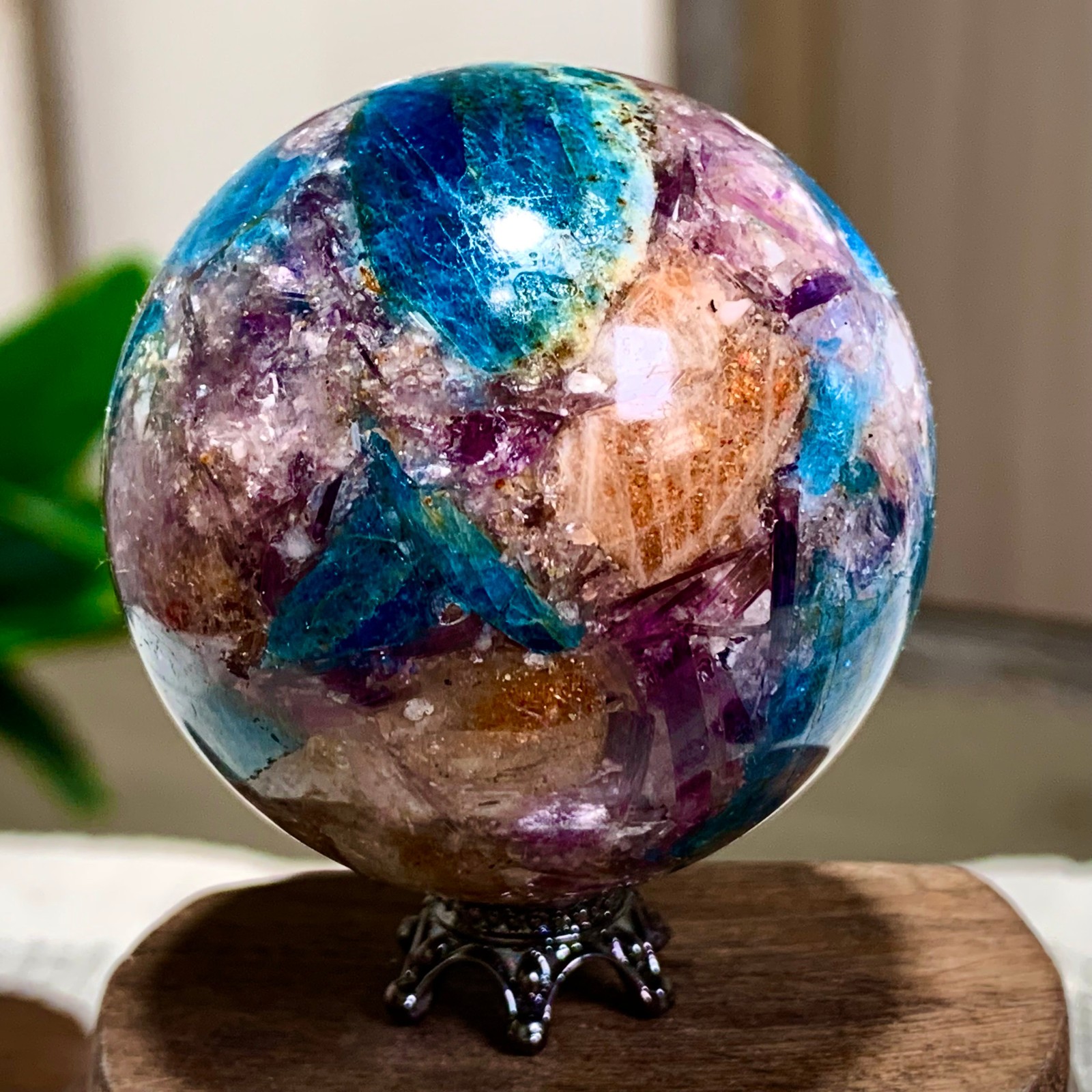 132G Natural Blue Aptite +Sun Stone purple lepidolite Sphere mineral sample