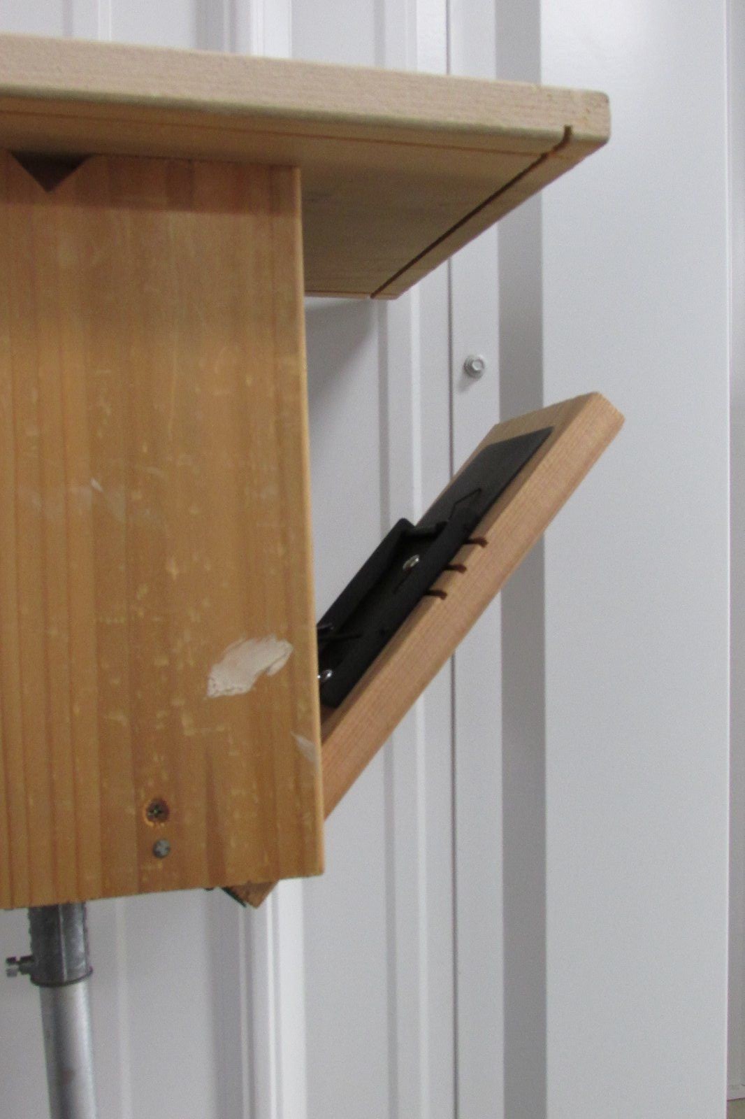 Van Ert Universal Sparrow Trap