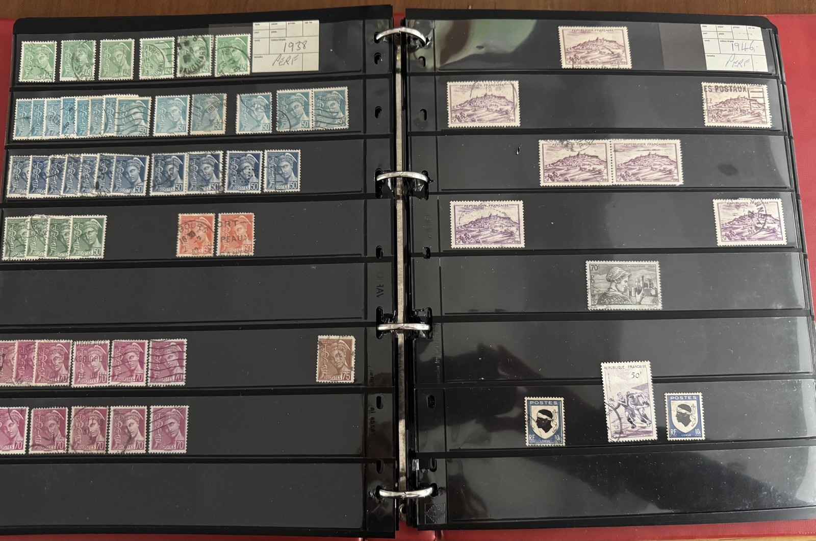 France Stamp Collection With 70 Pages PVC Album 1900-Modern-Some Early Good CV