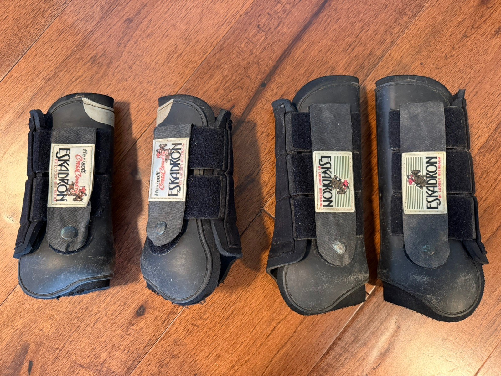 Eskadron Cross Country Eventing Boots Front/Hind Set Black Horse/Full Size