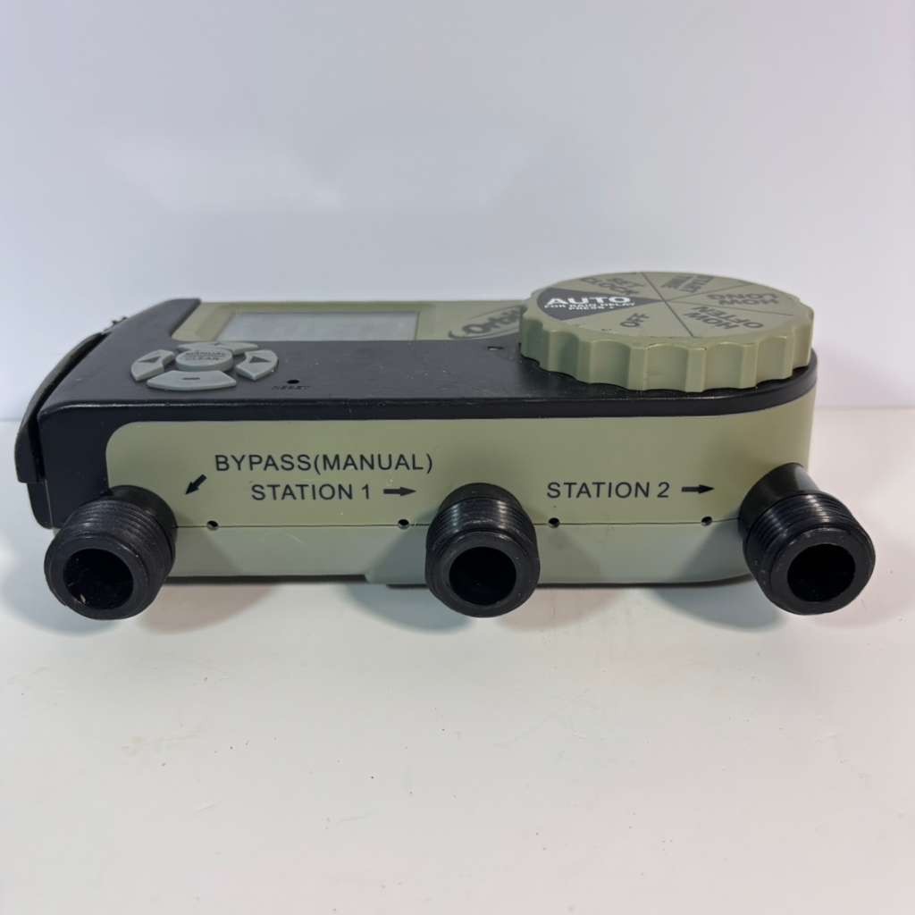 Orbit 56905 Yard Watering System & 56082 3-Outlet Irrigation Faucet Digital Time