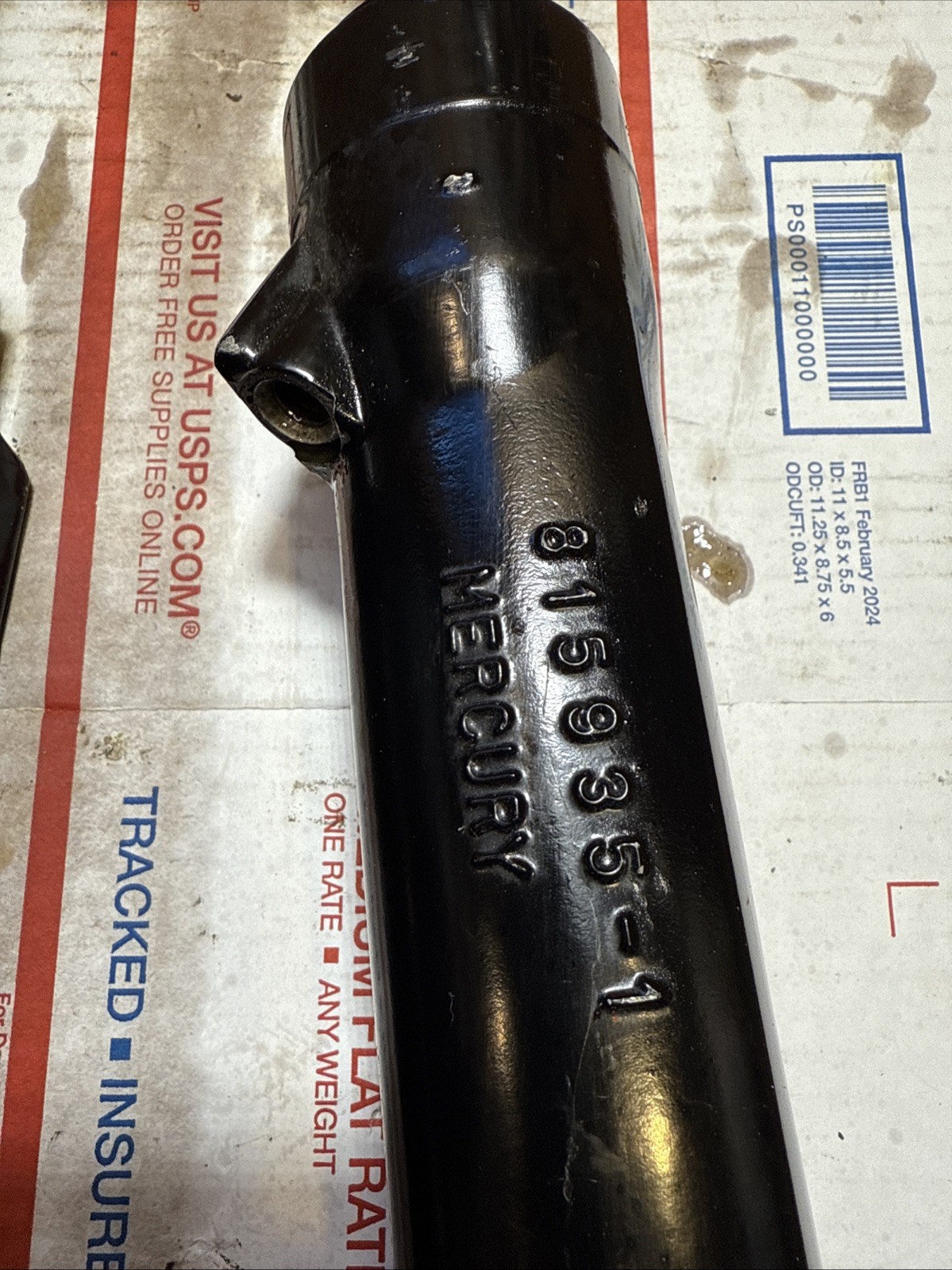 Mercruiser trim cylinders 815935-1/815954-1