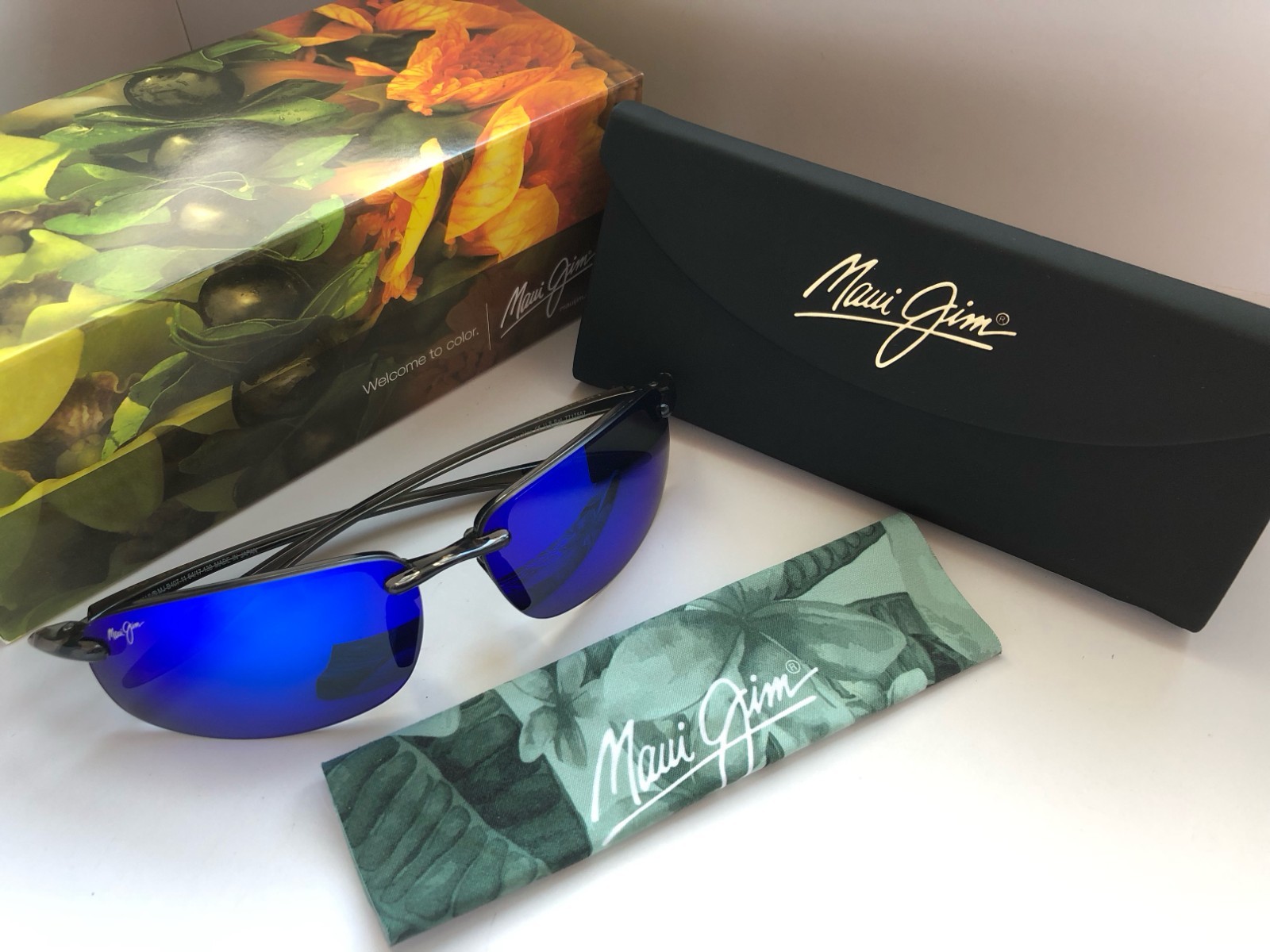 Maui Jim Sunglasses B407-11 Ho'okipa Grey Frame / Blue Hawaii Polarized Lenses