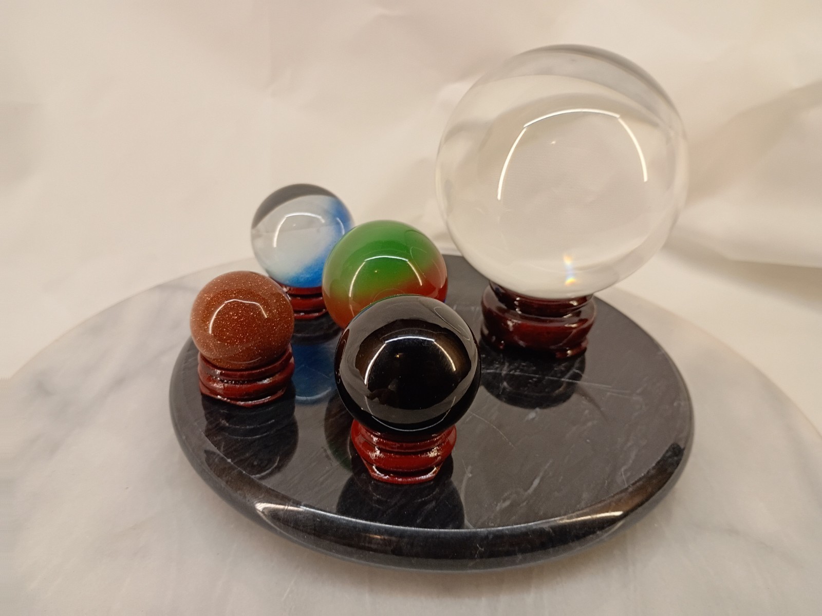 Lot Of 5 Glass Orbs Marbles With Stands And Marble Base Meditation Healing