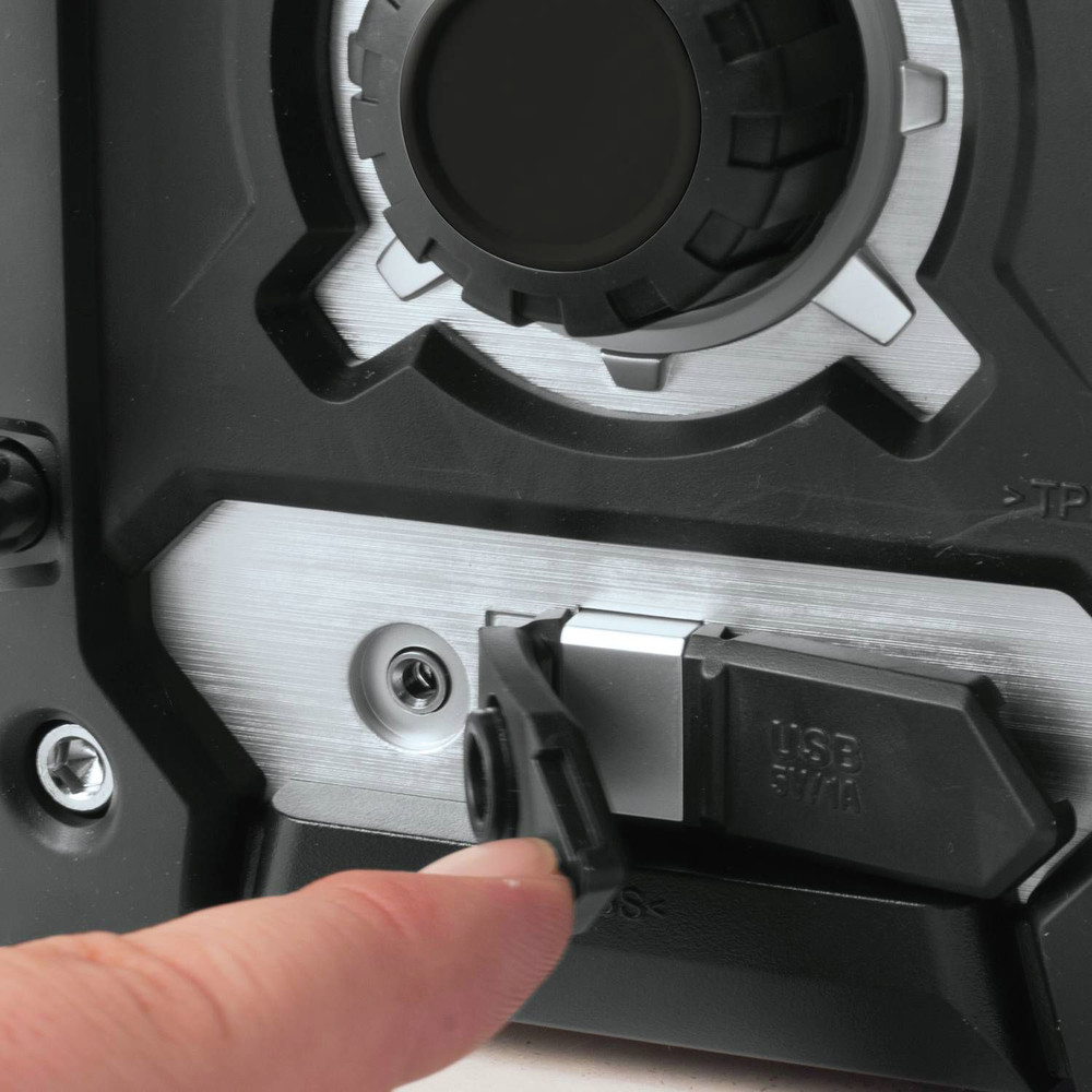 Makita XRM06B-R 18V LXT Bluetooth Job Site Radio Certified Refurbished