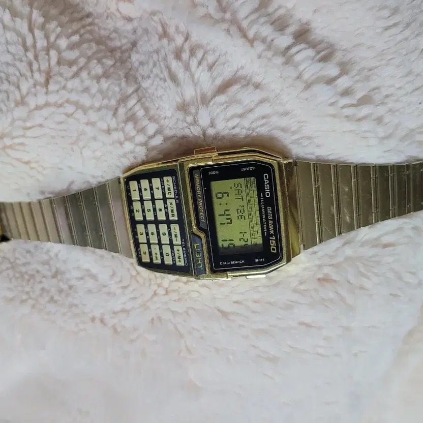 Casio Data Bank 150 Gold Edition Calculator Watch