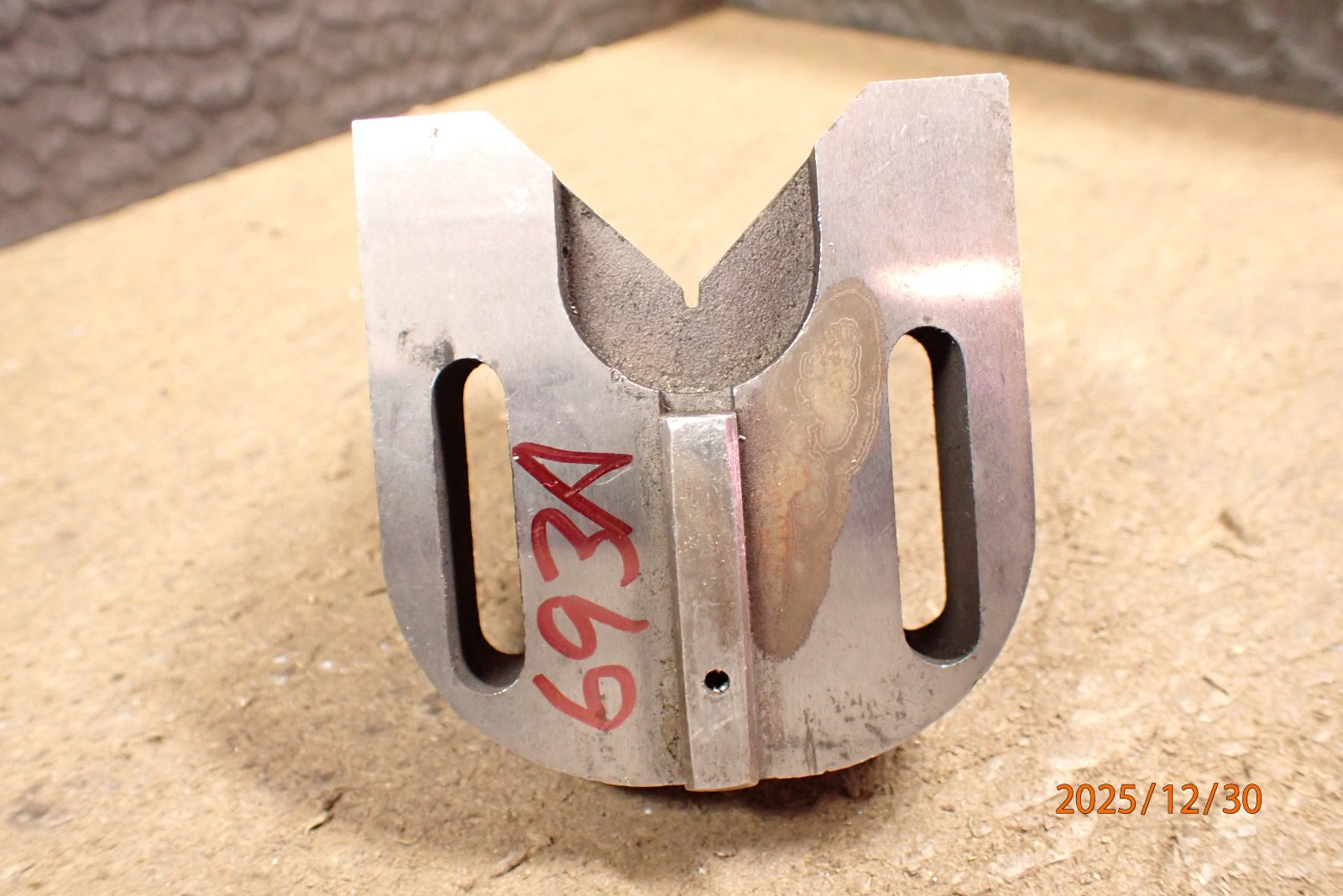 LOT 693A: ATCO MACHINIST V-BLOCK FIXTURE TOOLING FOR PUNCH FORMER SPIN FIXTURE