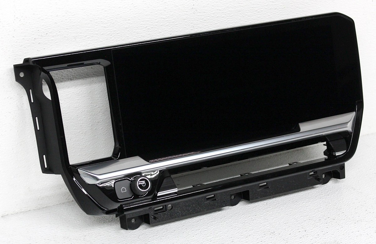 86825017 OEM Info Screen For Chevy Silverado 1500