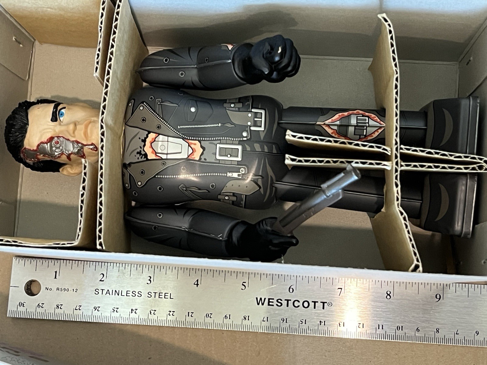 Medicom Toy Terminator 2 Battle Damaged T-800 #02 Nostalgic Future Arnold Tin