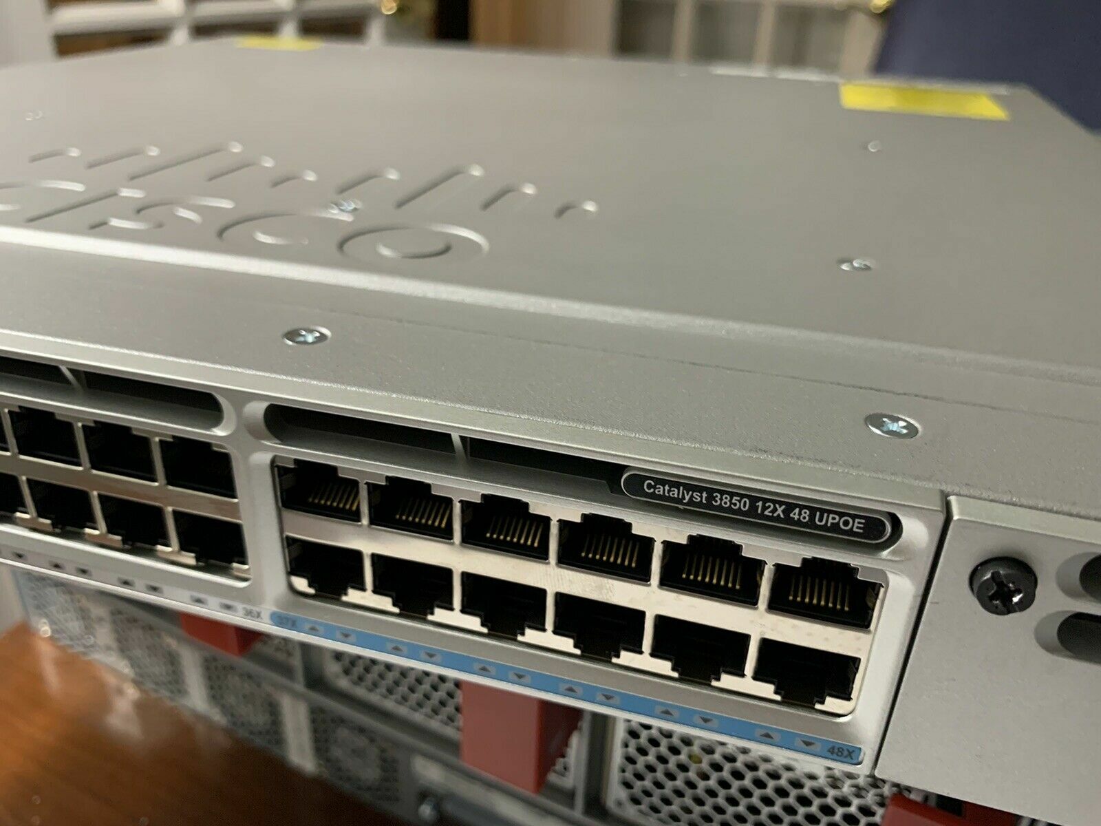 Cisco  WS-C3850-12X48U-S Switch 48 Port Gigabit PoE+ 1100W dual W C3850-NM-2-10G