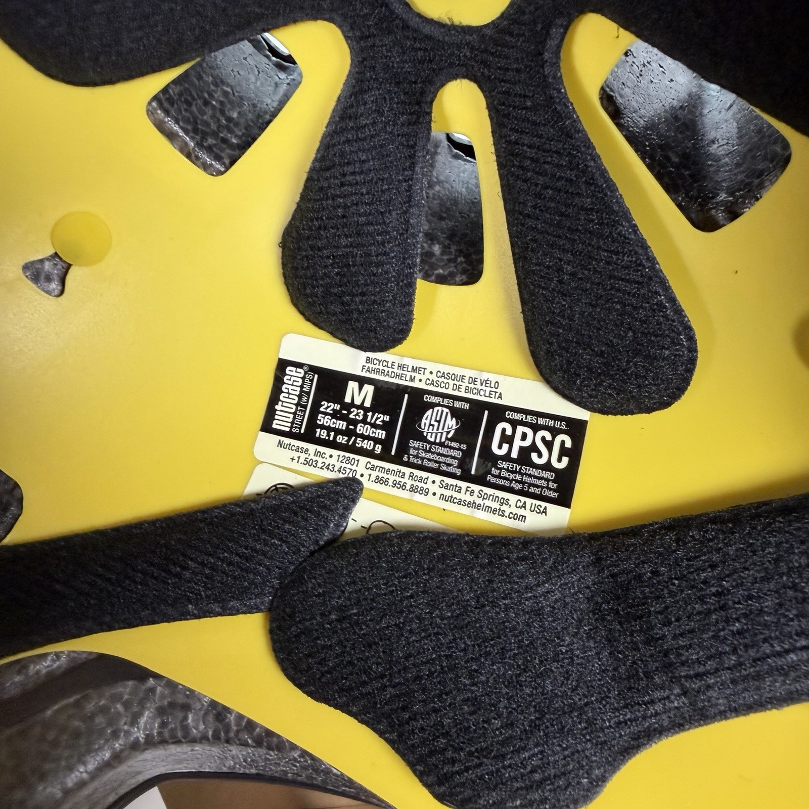 Nutcase - Medium - MIPS Helmet - From Scotland With Love - 22”-23.5” - NWT