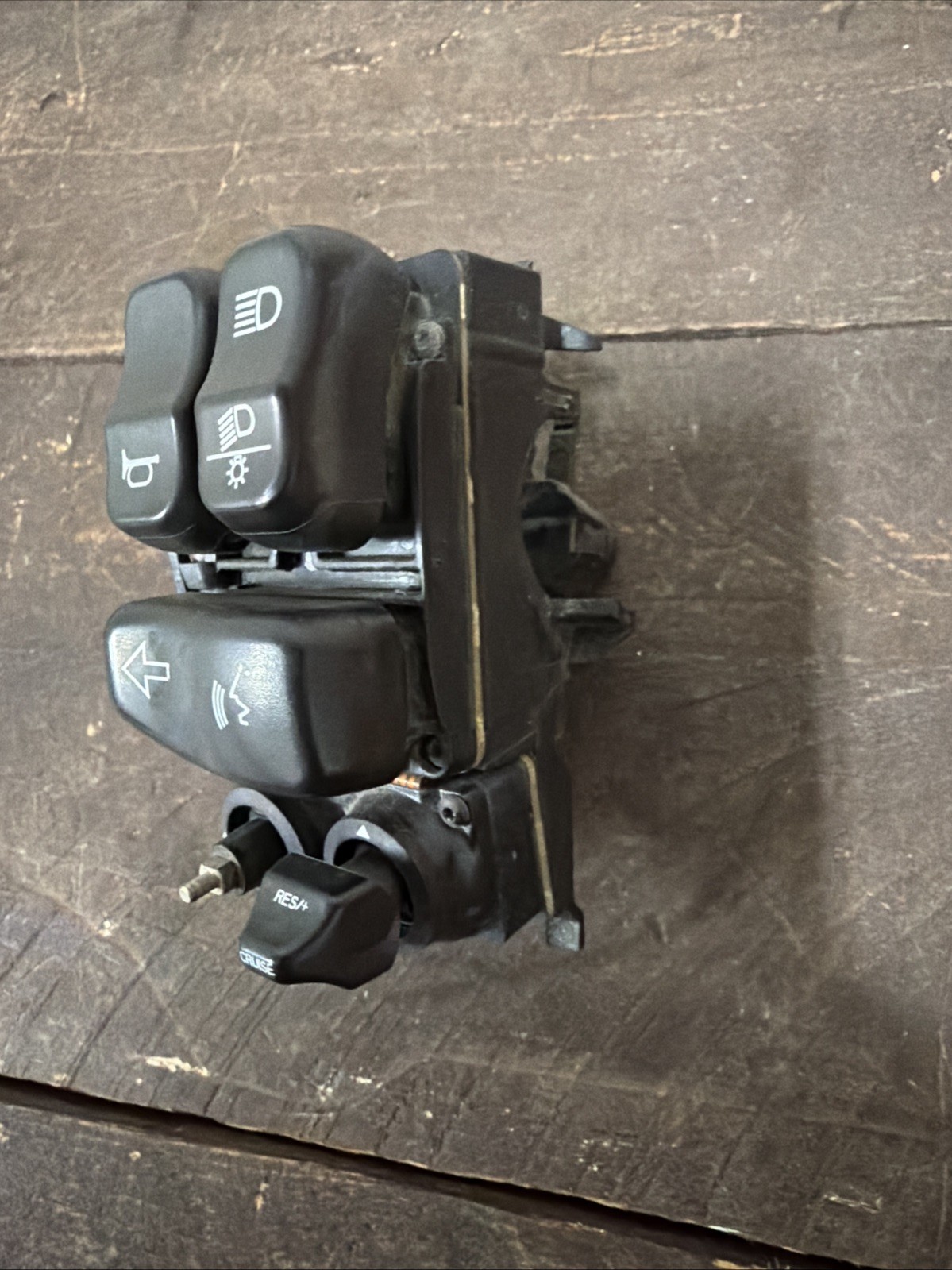 2014-2023 OEM Harley Davidson Touring LEFT Switch Pack Control Switch 71500091