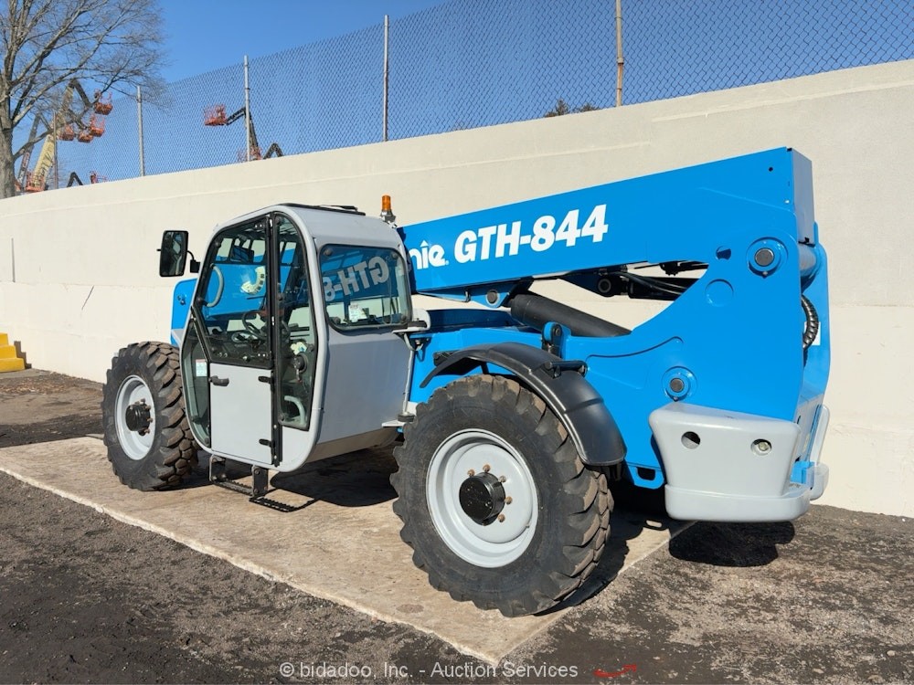 2014 Genie GTH-844 44' 8k lb Telescopic Reach Forklift Telehandler Cab bidadoo