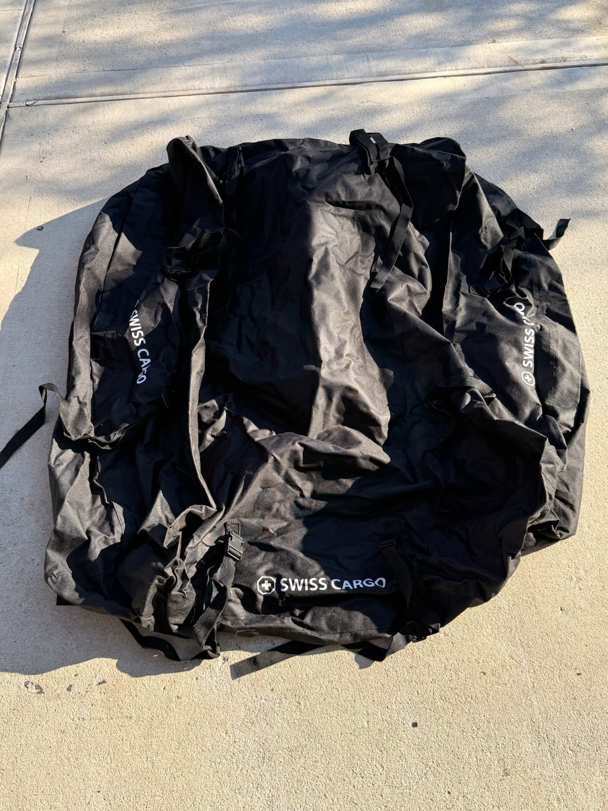 Swiss Cargo Roof Top Bag SC-1500-BG 15 cubic ft of Storage Space 38 x 38 x 18 in