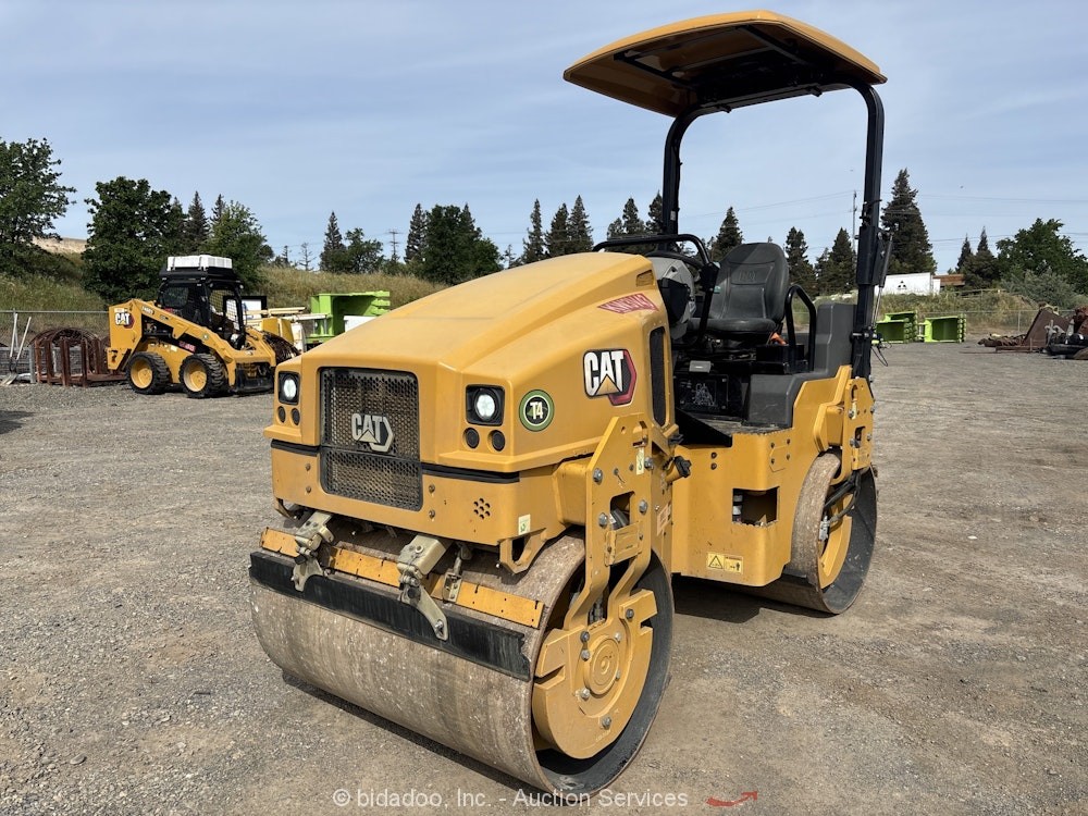2022 Caterpillar CB4.0 Smooth Drum Vibratory  Roller Compactor Warranty bidadoo
