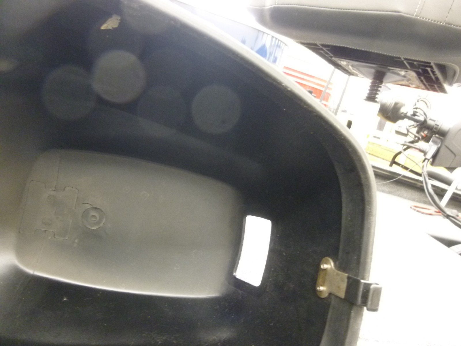 REDUCED USED Mercury Outboard 9.9 HP Top Cowl HOOD *FRESH WATER* TOHATSU