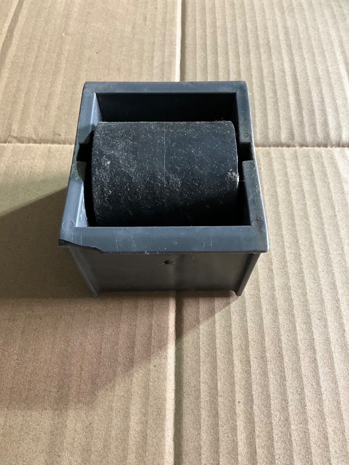 Nordictrack  Pro Plus Series end roller assembly