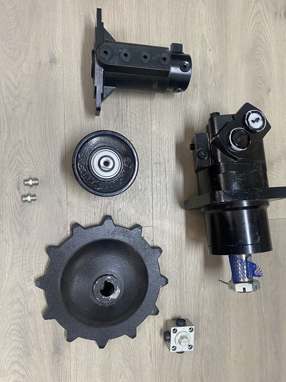 China Chinese Excavator swivel joint Pump yhz-7-1f Hydraulic Pump.