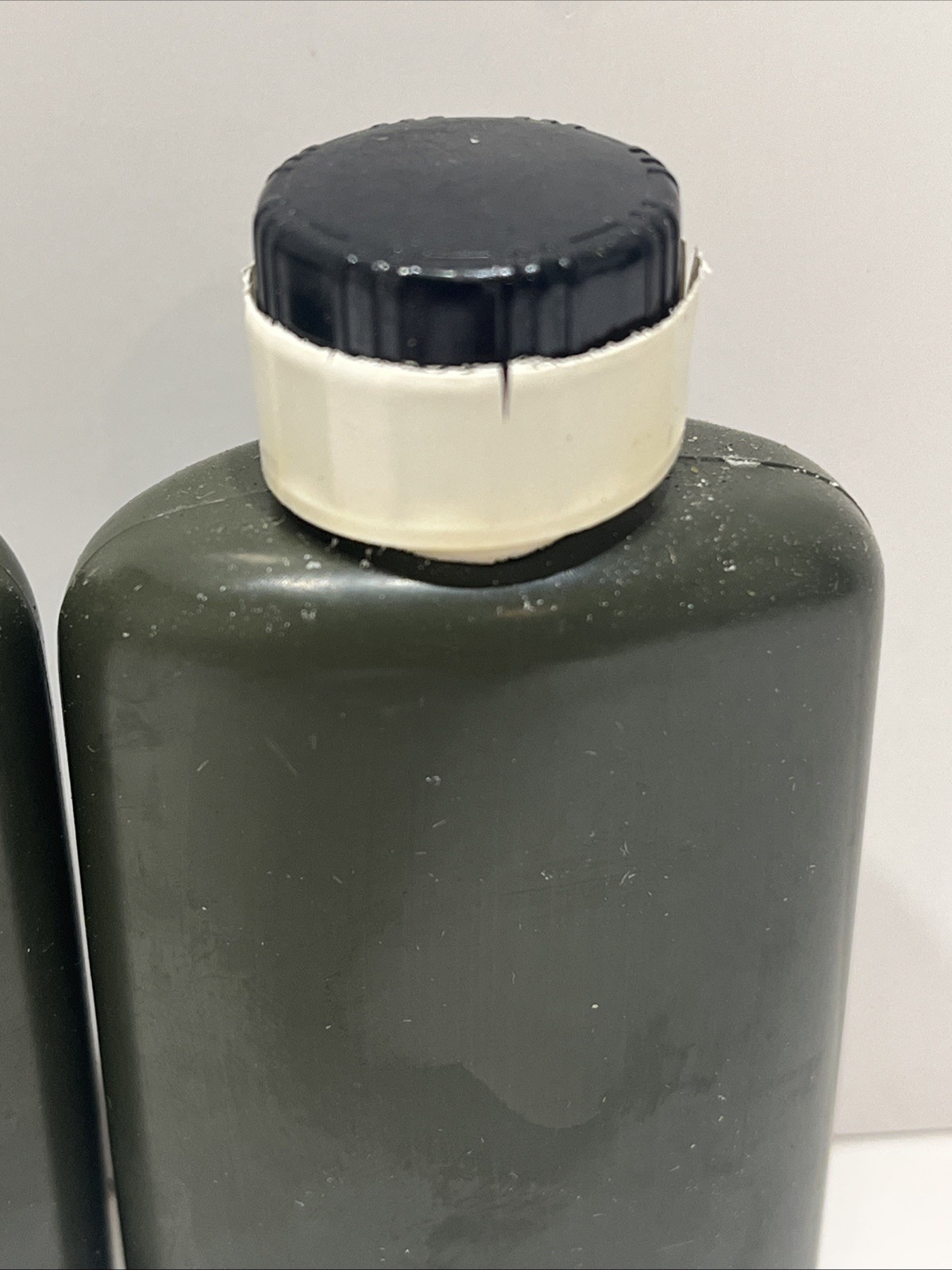 USGI Rifle Bore Cleaner Gun Weapon Oil Vietnam 1969 New NOS Lot of 2 (2 Pack)