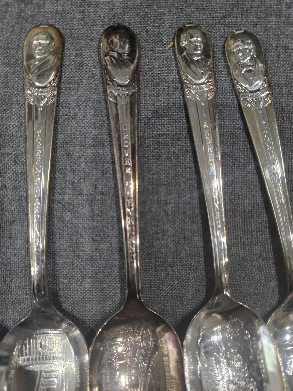 Presidents Collection Of 12 Spoons Wm Rogers Mfg Silver Plate