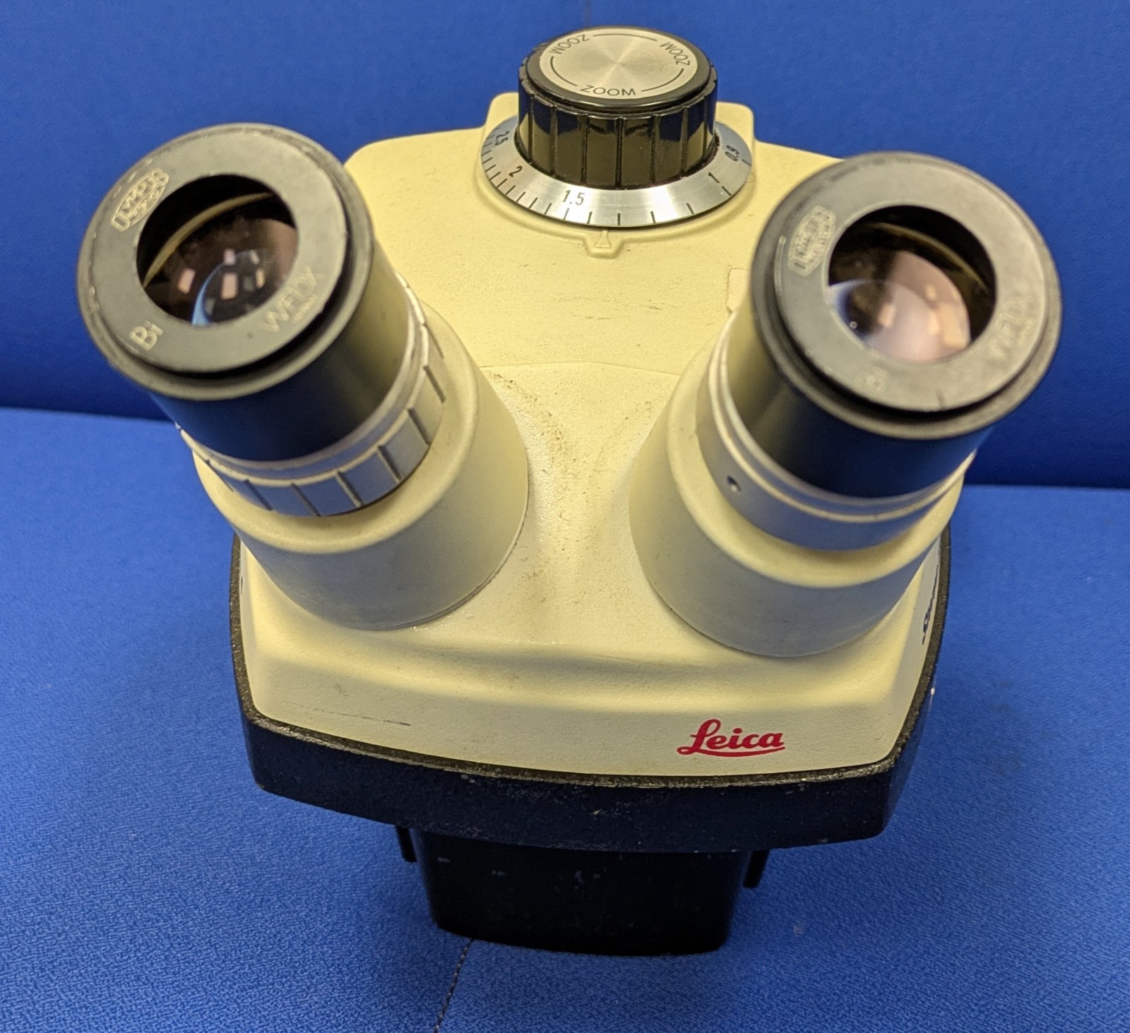 Leica StereoZoom 4 ( 7x-30x) Microscope head w/ 10x eyepieces