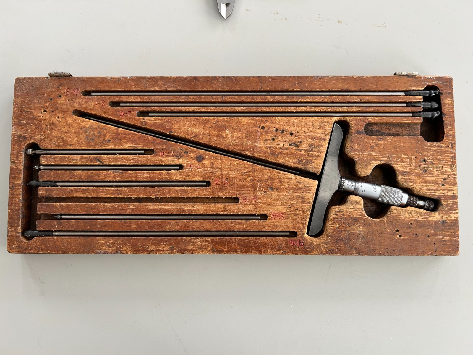 STARRETT 445 MICROMETER KIT WITH WOOD CASE BOTTOM 9 RODS