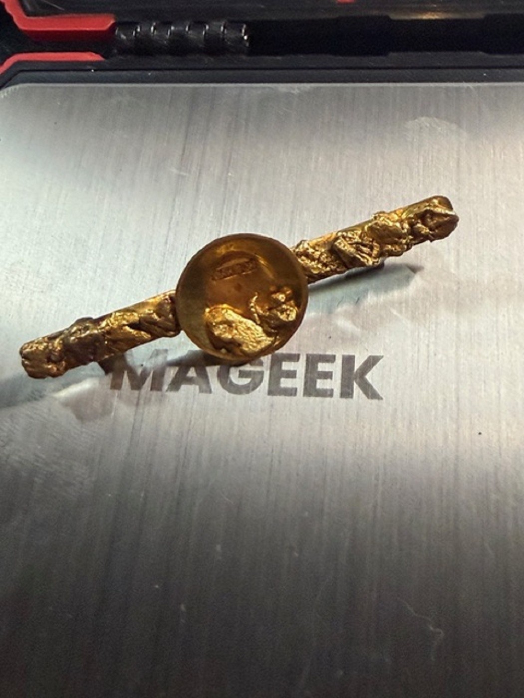 GOLD! Vintage Gold Mining Pin, Nuggets, Gold Pan, Dawson, Alaska 14Kt 3.39g