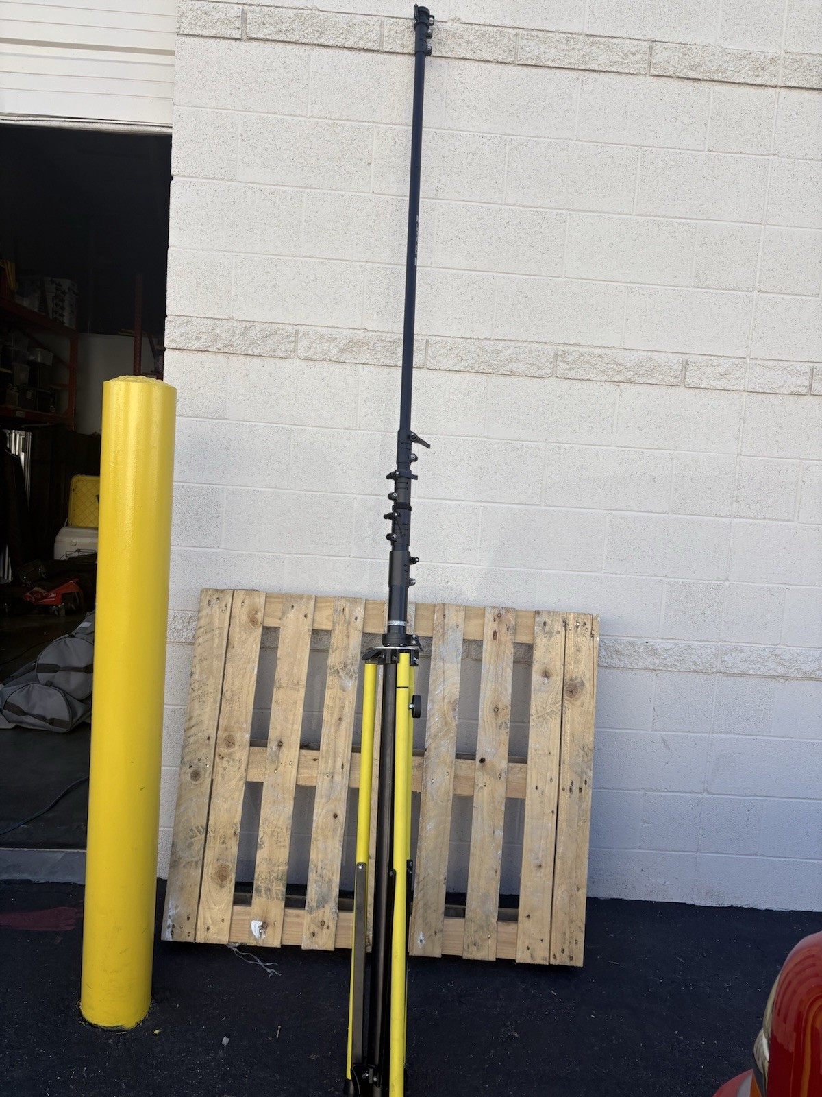 HI-POD LITE Professional Tripod Stand w/ Case & Accessories