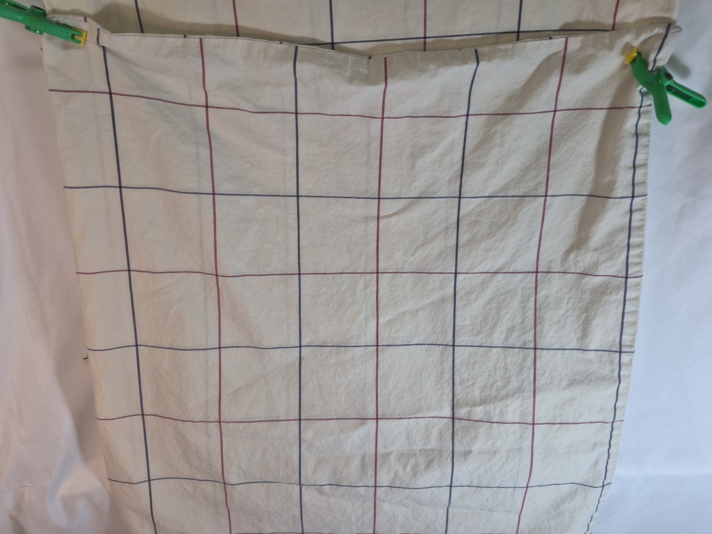 2- VTG Nautica Pillowcases 100% Cotton King & Queen #67468 Cream Grid Navy Check