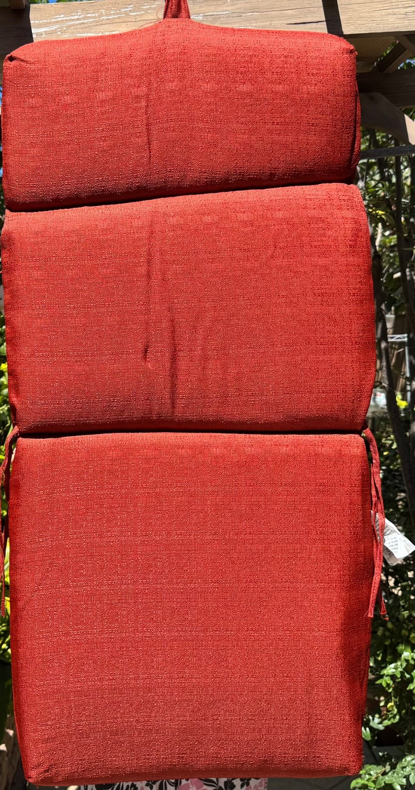 Foldable Outdoor Chaise Lounge Cushion Chair Pad with Ties Red