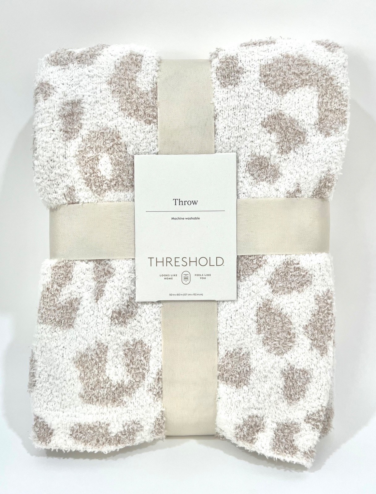 NEW Threshold Cozy Feathery Knit Cheetah Throw Blanket Beige 50”x60”