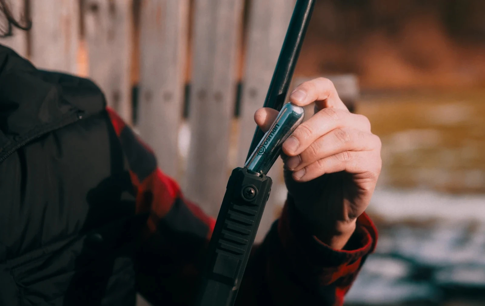 Crosman 1077 Tactical .177 Caliber CO2 Pellet Air Rifle 780 FPS