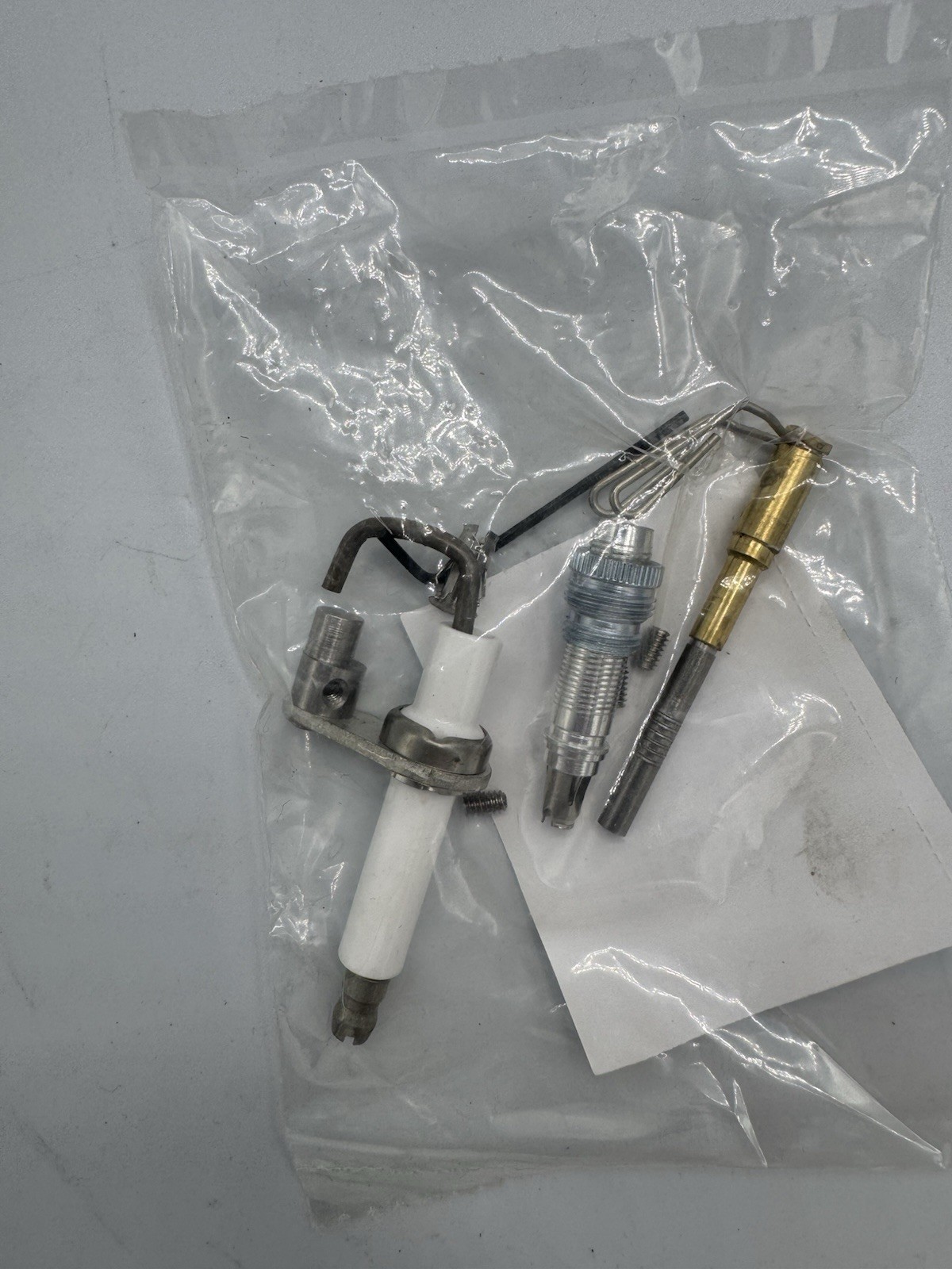 Resideo 392431 For Honeywell - Pilot Hardware Igniter Sensor Assembly Kit