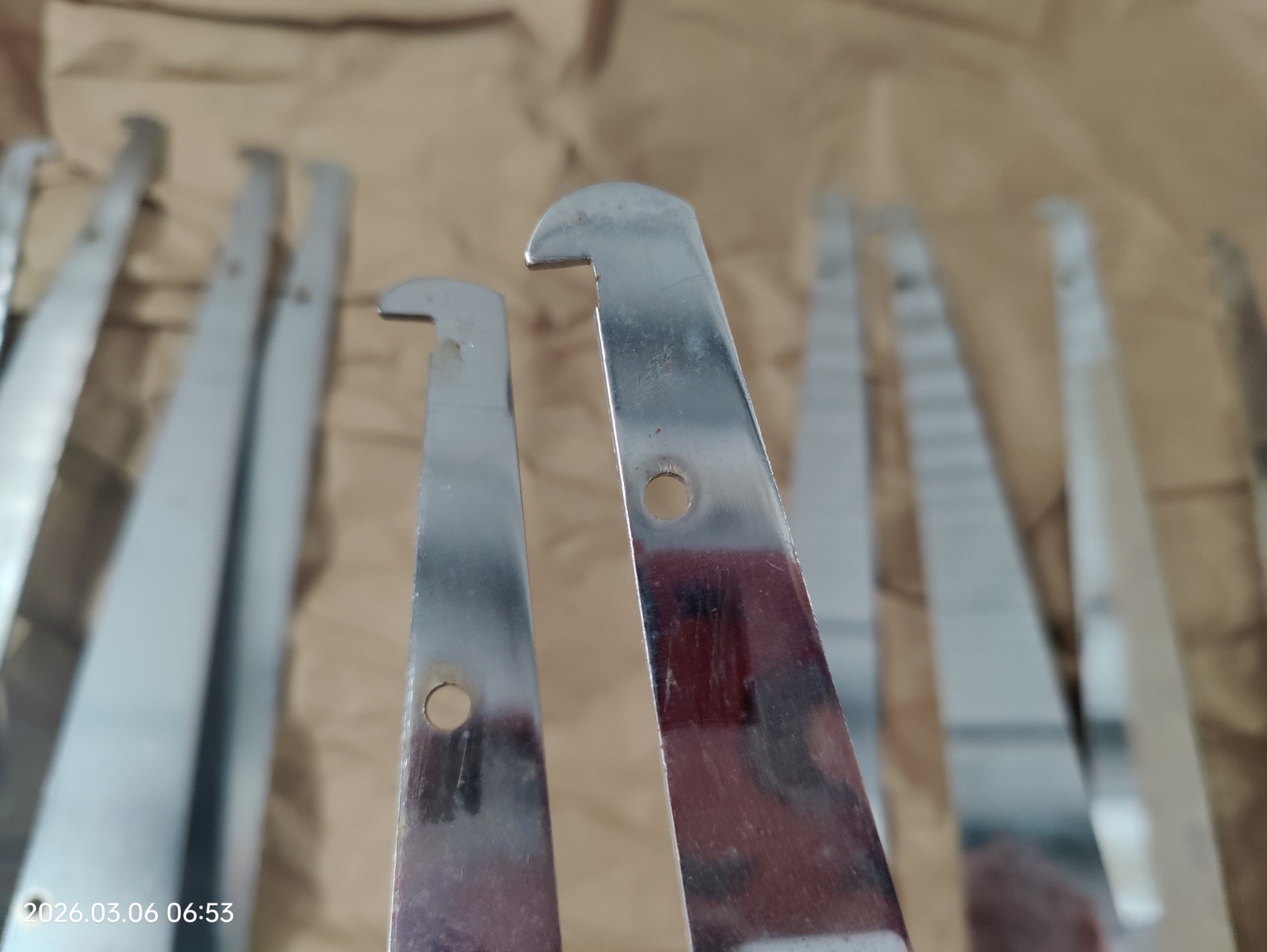 12 Pcs X 12" Slatwall Knife Shelf Brackets With Lip Chrome (Two Styles)