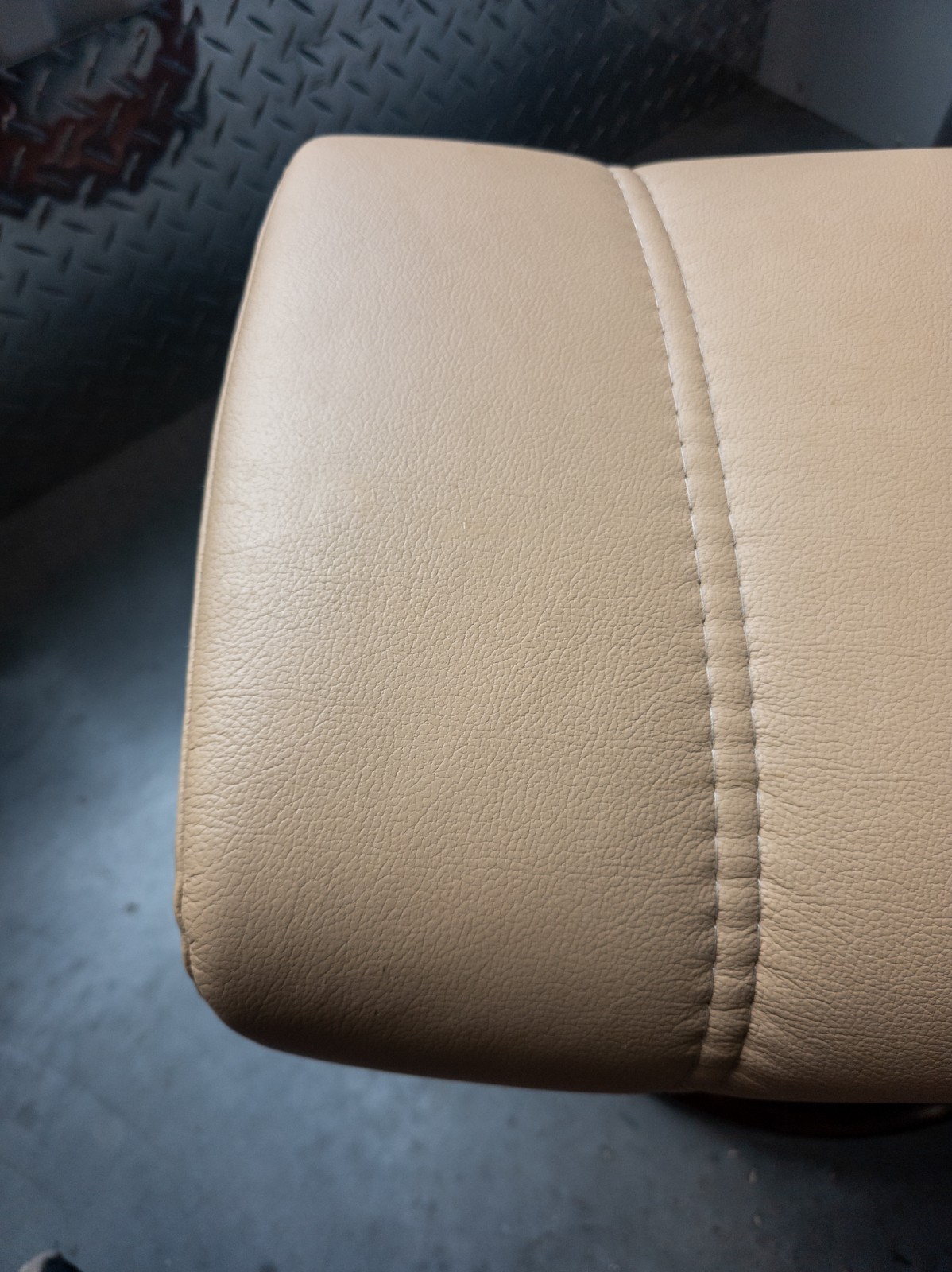 Ekornes Stressless Batick Latte Colored Leather Ottoman | Tilt Function