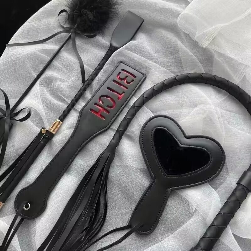 PU Leather Spanking Riding Crop Flogger Paddle Whip Restraint Play Game Couples