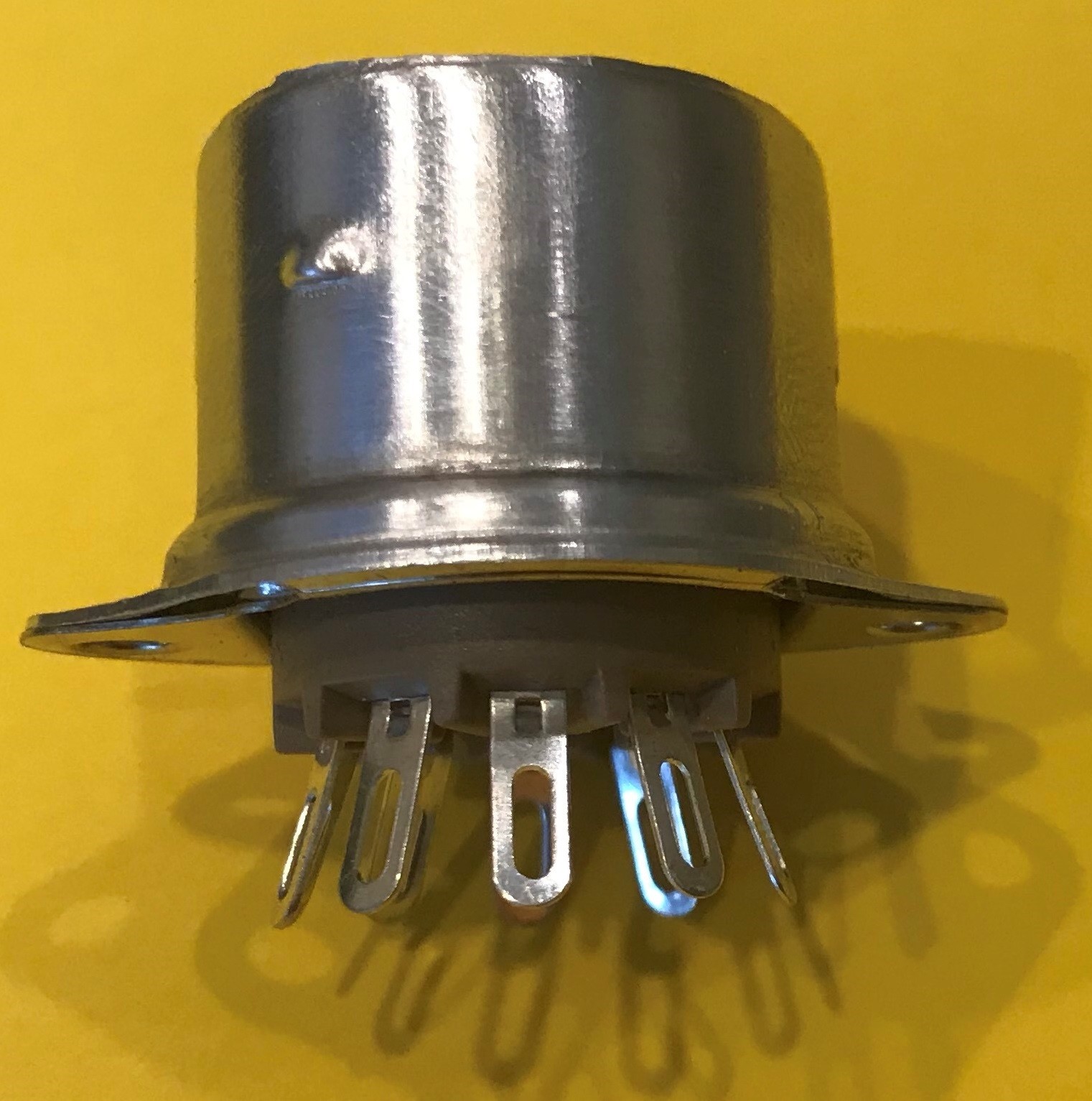 NEW BELTON 9 pin 12AX7 tube shield micalex socket top mount fits Fender & others