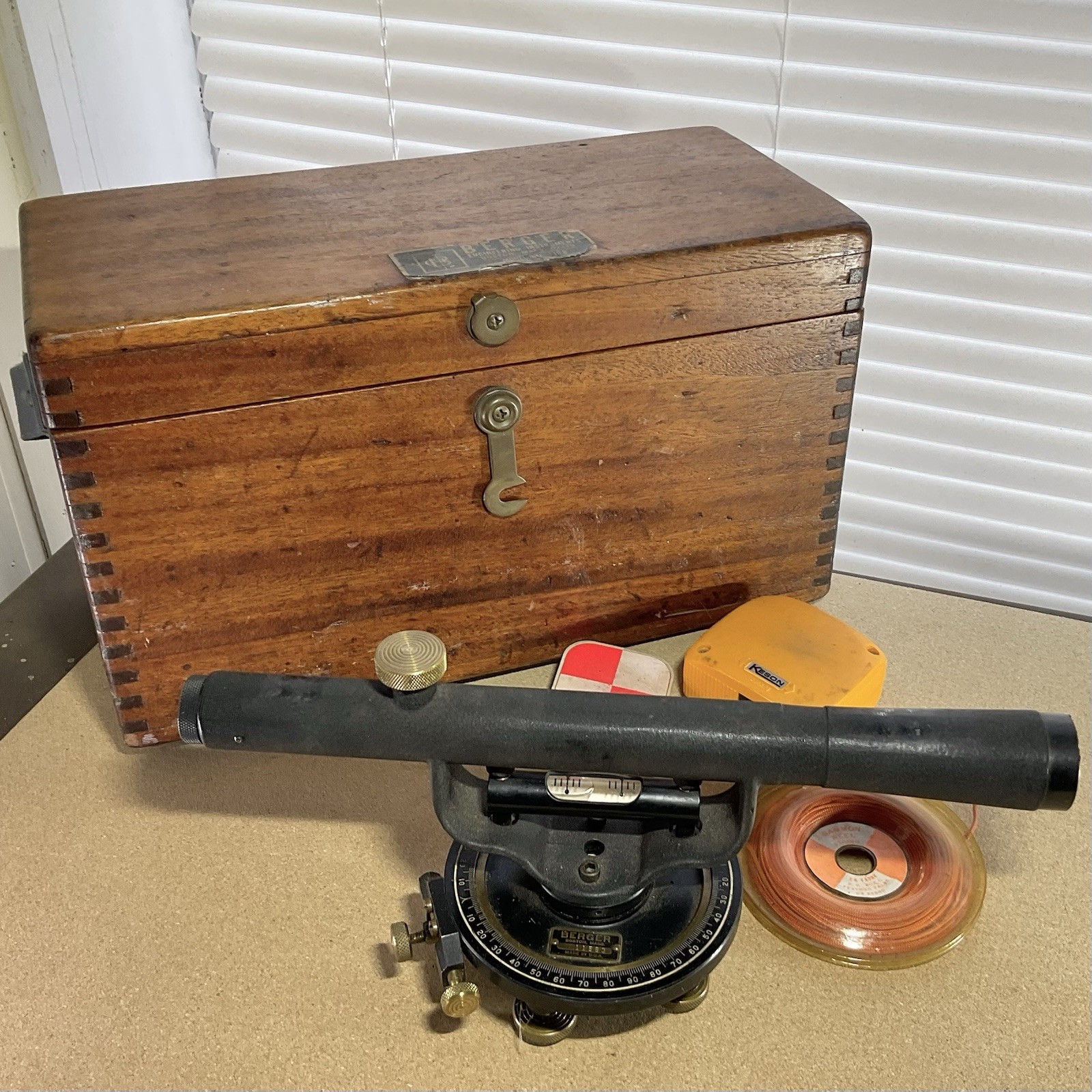 BERGER Model 110B Transit Level w/ Wood Case +Extras ~ Vintage 1960's