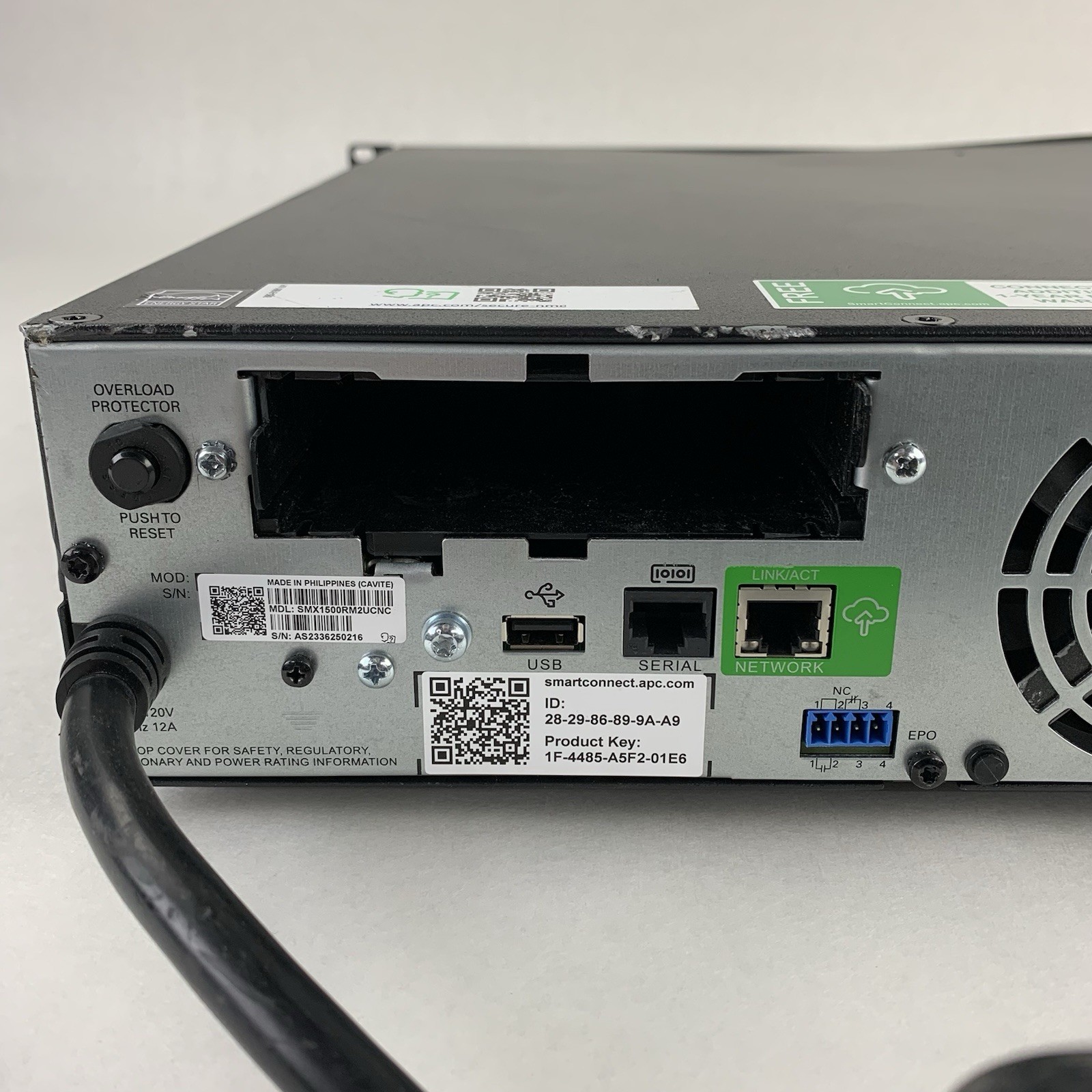 APC SMX1500RM2UCNC Battery Backup UPS Tested Bent No Net Card No Batt No Caddy